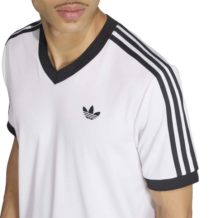 Adidas CLASSICS TEE, maja m.kr ten, bela